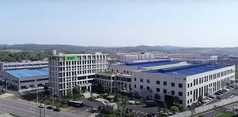 Sıcaklık Uygulamaları için Vakum Fırını 1200-2500°C Tasarım Sıcaklığı PLC veya PC Kontrol Sistemi